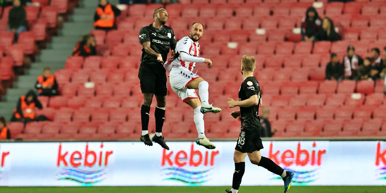 Samsun'da sessiz gece: Samsunspor 0-0 Pendikspor