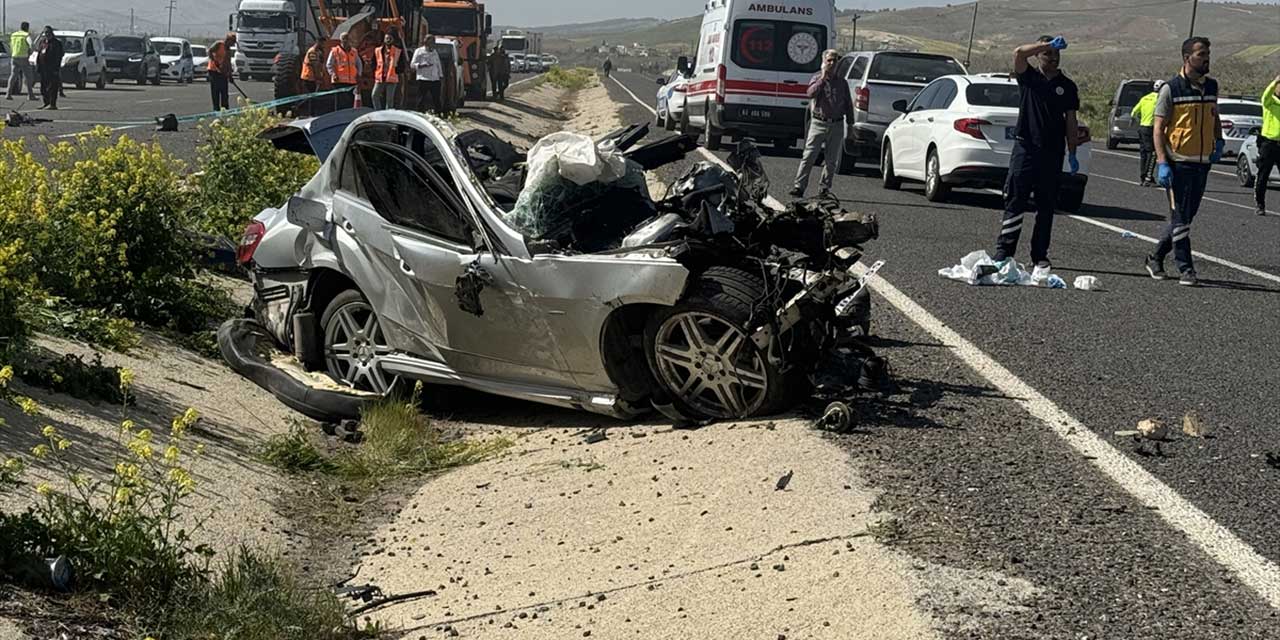 Şanlıurfa'da feci kaza: Bayram tatili için yola çıkmışlardı...