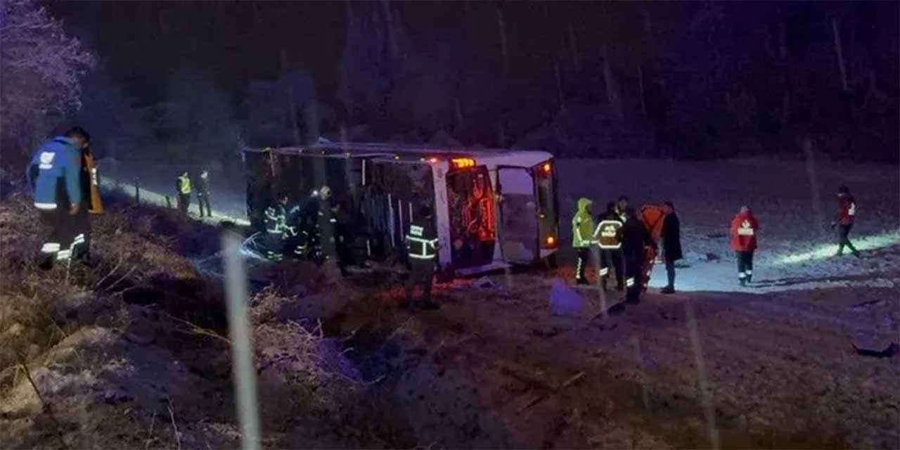 Kastamonu'da otobüs devrildi | Feci kaza sonrası ölü ve yaralılar var