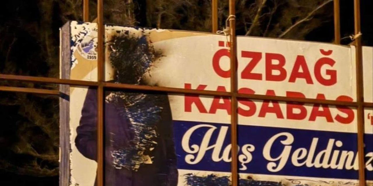 Kırşehir'de  eski belediye başkanının selamlama pankartı yakıldı