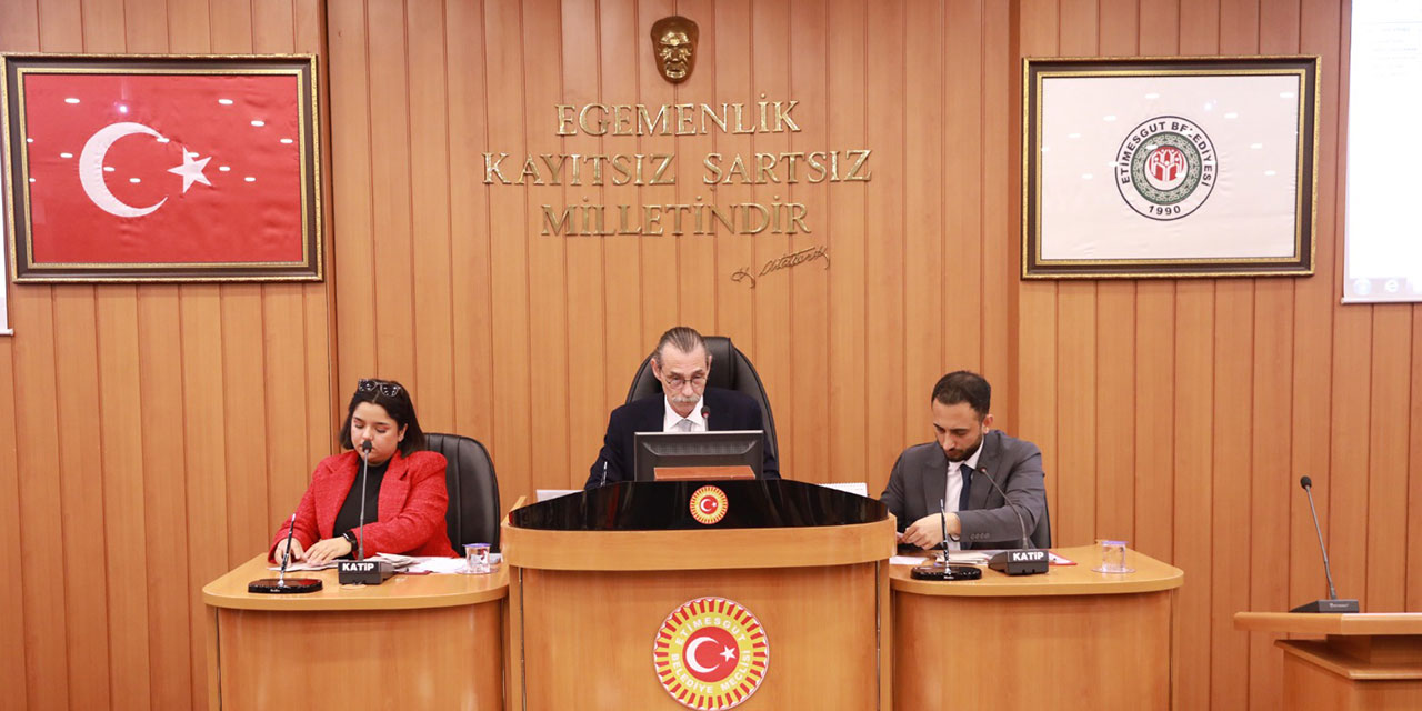 Erdal Beşikçioğlu belediye meclisini topladı! Bakın neler yaşandı