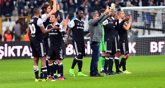 Beşiktaş, UEFA Avrupa Ligi'nde zorlu Olympiakos deplasmanında