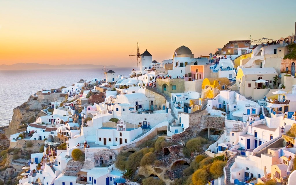 Yurt içi tatil fiyatları, Yunan adalarına akın ettirdi