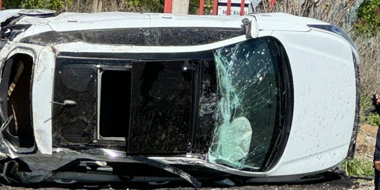 Ankara'da bir otomobil takla attı: 2 kişi yaralandı!