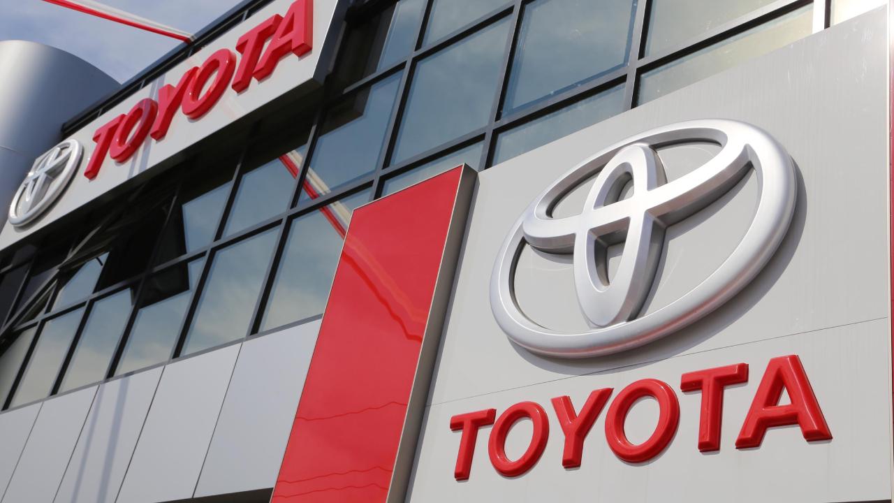 Toyota yüzbinlerce aracı geri çağırdı