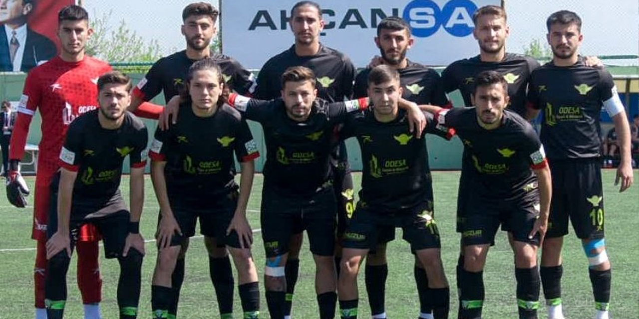 Süper Kupa ve Türkiye Kupası şampiyonu Akhisarspor, amatör lige düştü