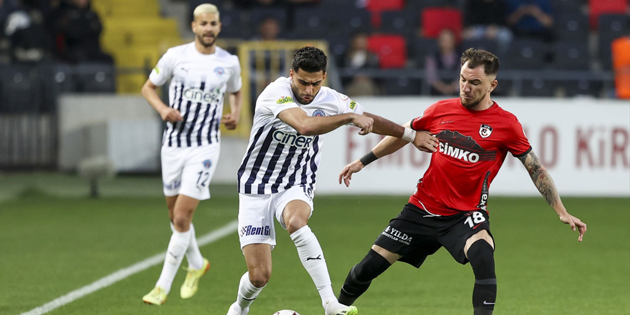 Süper Lig'de Gaziantep FK, Kasımpaşa'yı 2-0 yendi: Haftalar sonra kazanan Gaziantep FK, düşme hattından kurtuldu