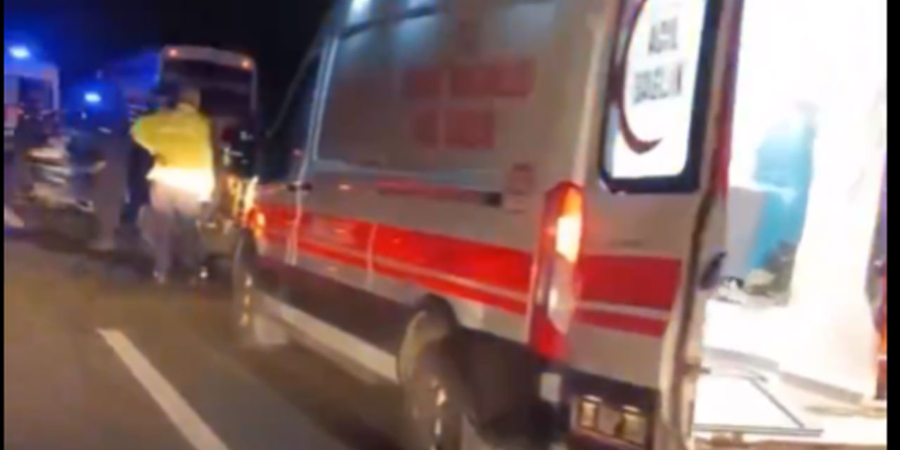 Mürsel Yıldızkaya duyurdu: Polatlı Belediyespor taraftarlarının olduğu otobüs zincirleme trafik kazasına karıştı, yaralılar var