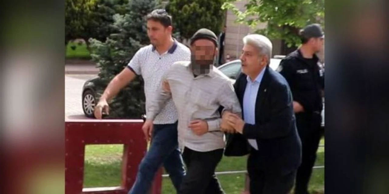Kayseri'de 23 Nisan kutlamalarında "Ey Müslümanlar puta tapmayın" diyen kişi gözaltına alındı
