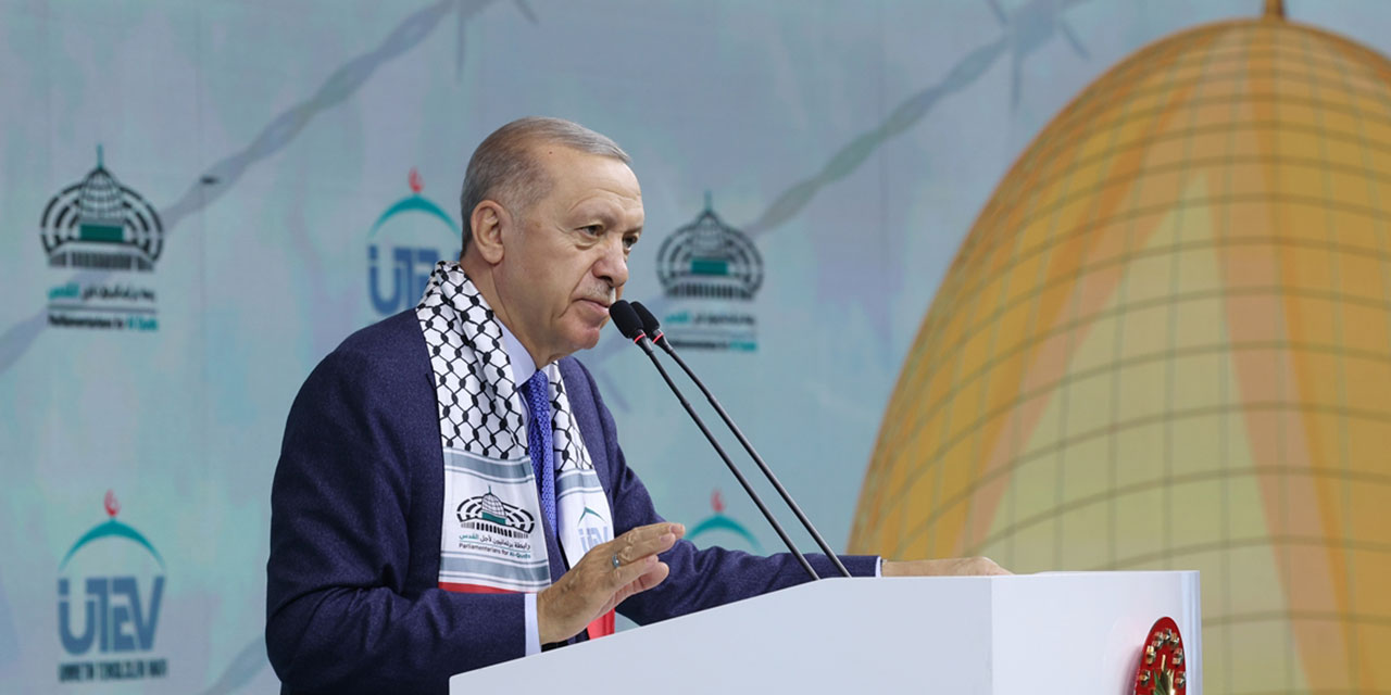 Cumhurbaşkanı Erdoğan Kudüs Platformunda İsrail'i 'bombaladı': ''Biz bu yolda kefen giydik''