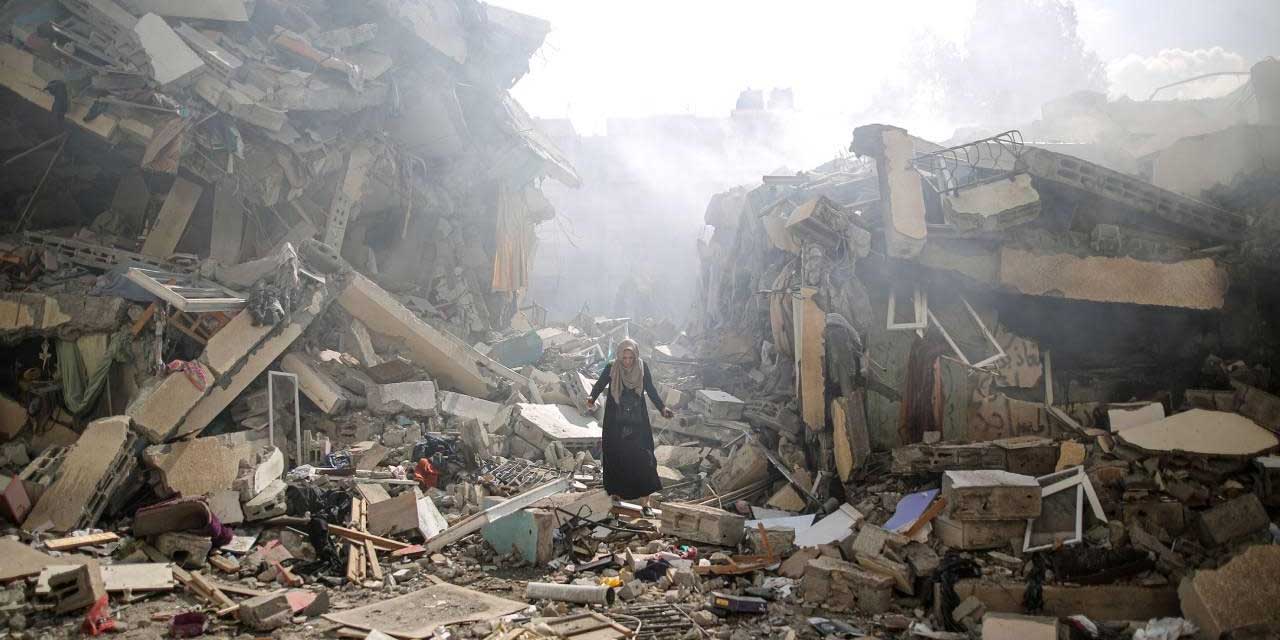 "Gazze Şeridi'nde 360 bin yapı kısmen zarar gördü veya tamamen yıkıldı"