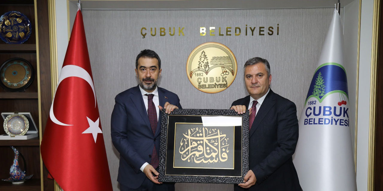 Çubuk Belediye Başkanı Baki Demirbaş, Hakan Han Özcan ve Lütfiye Selva Çam'ı ağırladı
