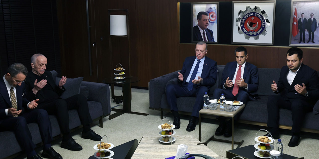 Cumhurbaşkanı Erdoğan'dan Türk Metal Sendikasına Pevrul Kavlak için taziye ziyareti