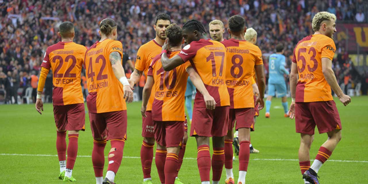 Galatasaray Süper Lig tarihine geçti: Rekoru Fenerbahçe'den kaptı!