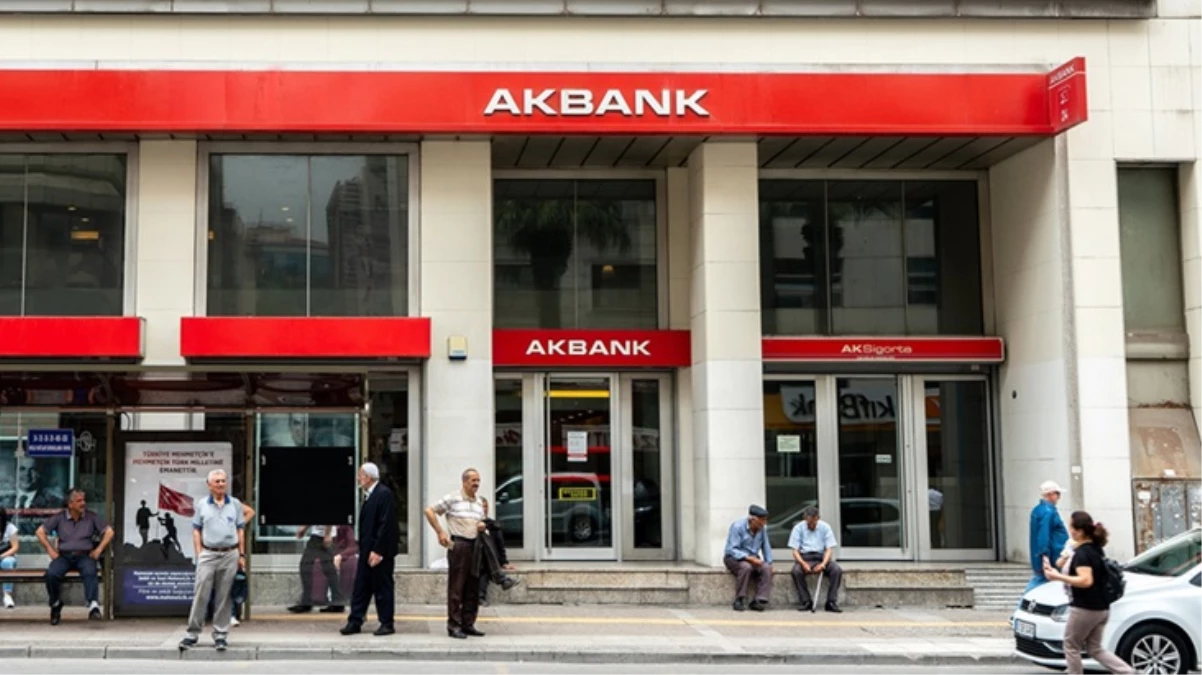 Akbank'tan "hesaplardan para çekildi" şikayetine yanıt