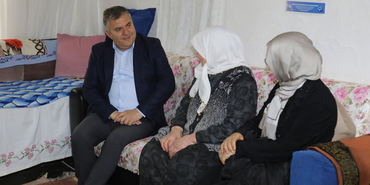 Çubuk Belediye Başkanı Baki Demirbaş'tan anneler günü kapsamında anlamlı ziyaretler