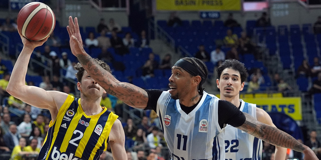 Fenerbahçe Beko kazandı: Türk Telekom Play-off'a katılmaya hak kazandı