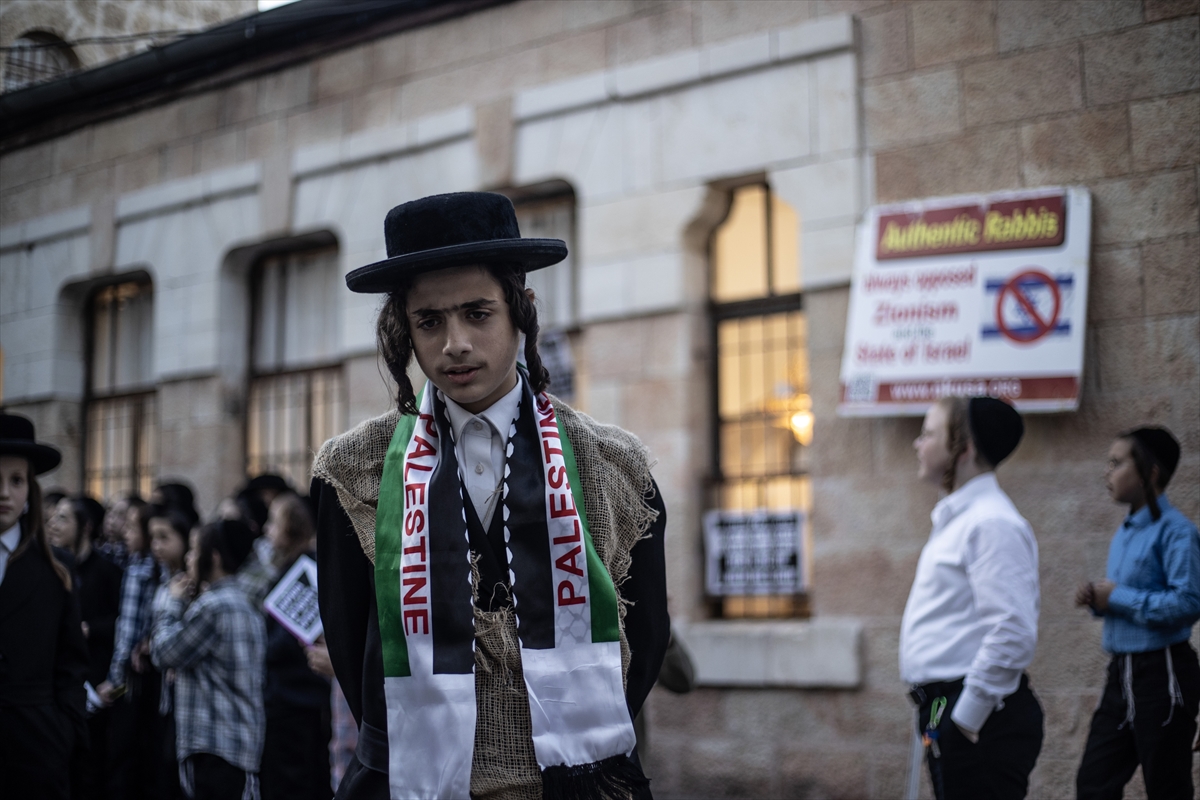 Ortodoks Yahudiler Harediler'den Filistin yanlısı yürüyüş
