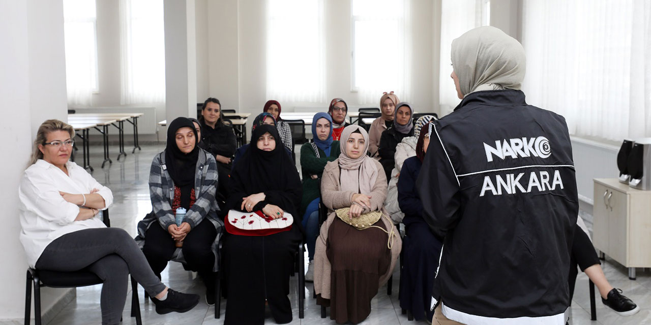 Yenimahalle'de annelere uyuşturucuyla mücadele eğitimi verildi