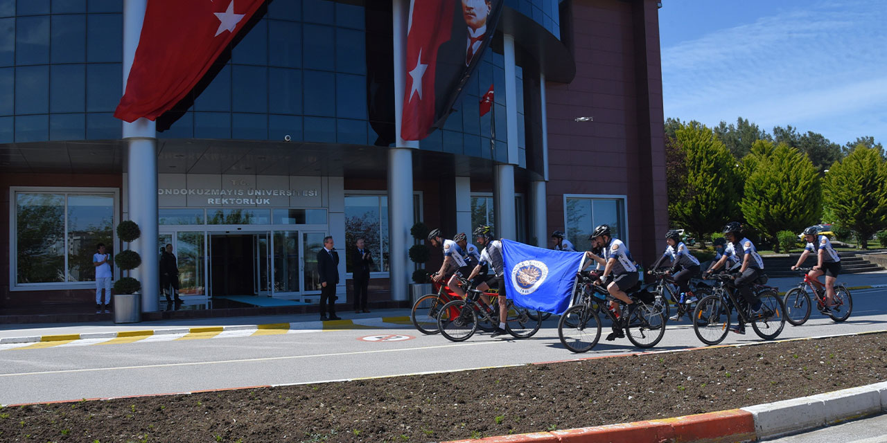 Ankara Üniversitesi HİBİT, 19 Mayıs Ata'ya Saygı Turu kapsamında Samsun’a ulaştı