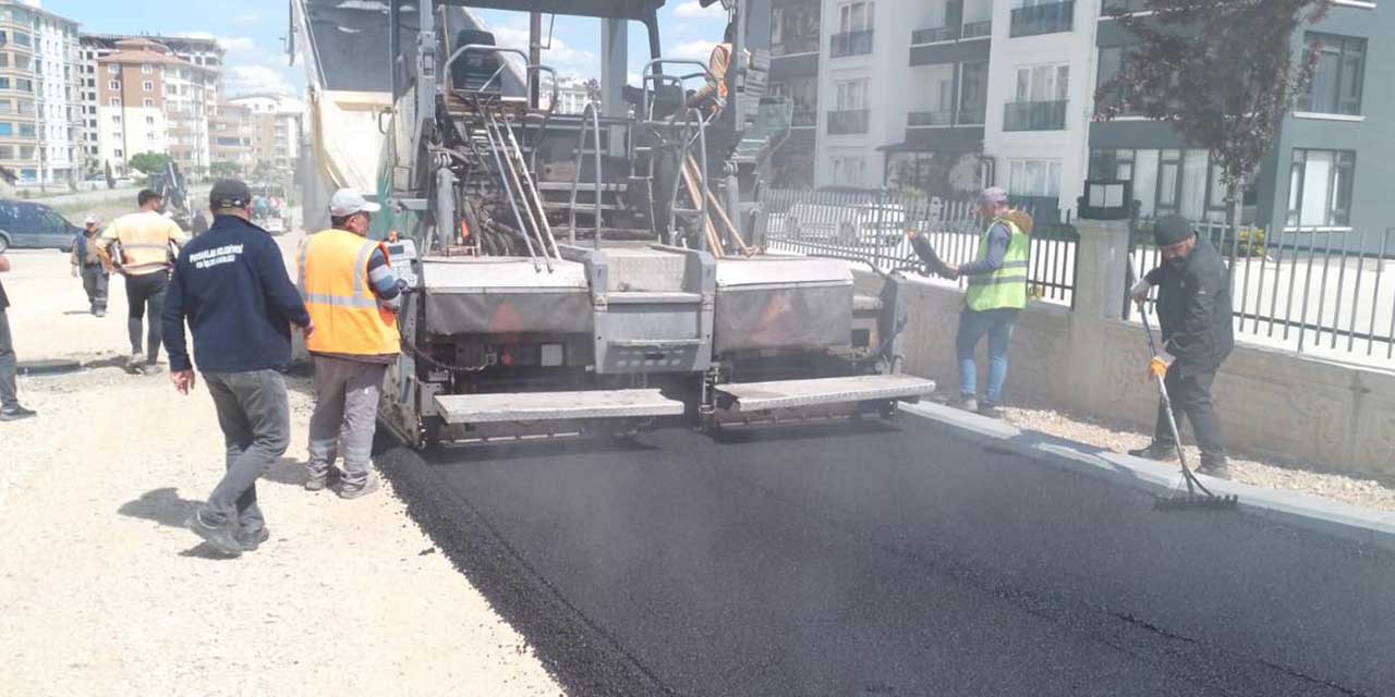 Pursaklar'da yol yenileme çalışmaları devam ediyor!