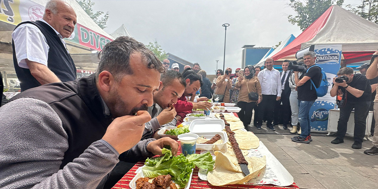 Türk Mutfağı Haftasında Ankara'da depremden etkilenen 11 şehrin yemekleri tanıtıldı