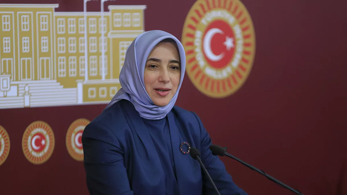 AK Partili Özlem Zengin: Cumartesi Anneleri'ne izin verilecek