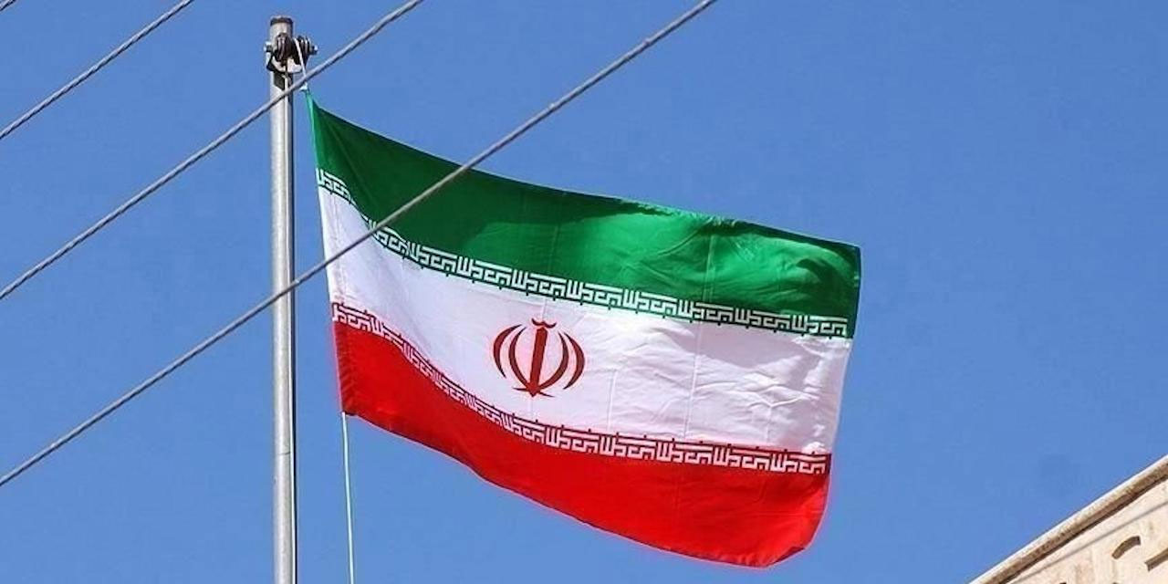İran’da Mesud Pezeşkiyan cumhurbaşkanlığına adaylığını duyurdu