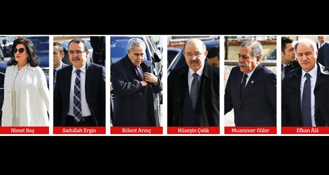 Başbakan Yıldırım'dan 25 eski bakanla referandum buluşması