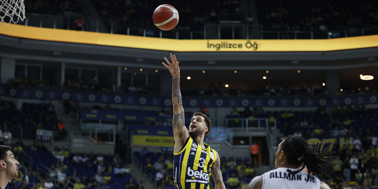 Fenerbahçe Beko, Beşiktaş Emlakjet'i 96-88 mağlup etti: Sarı lacivertliler seride 1-0 önde