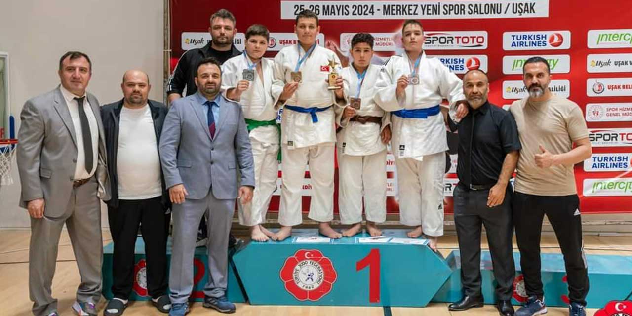 Altındağlı sporcular Minikler Türkiye Judo Şampiyonası'ndan galibiyetle döndü!
