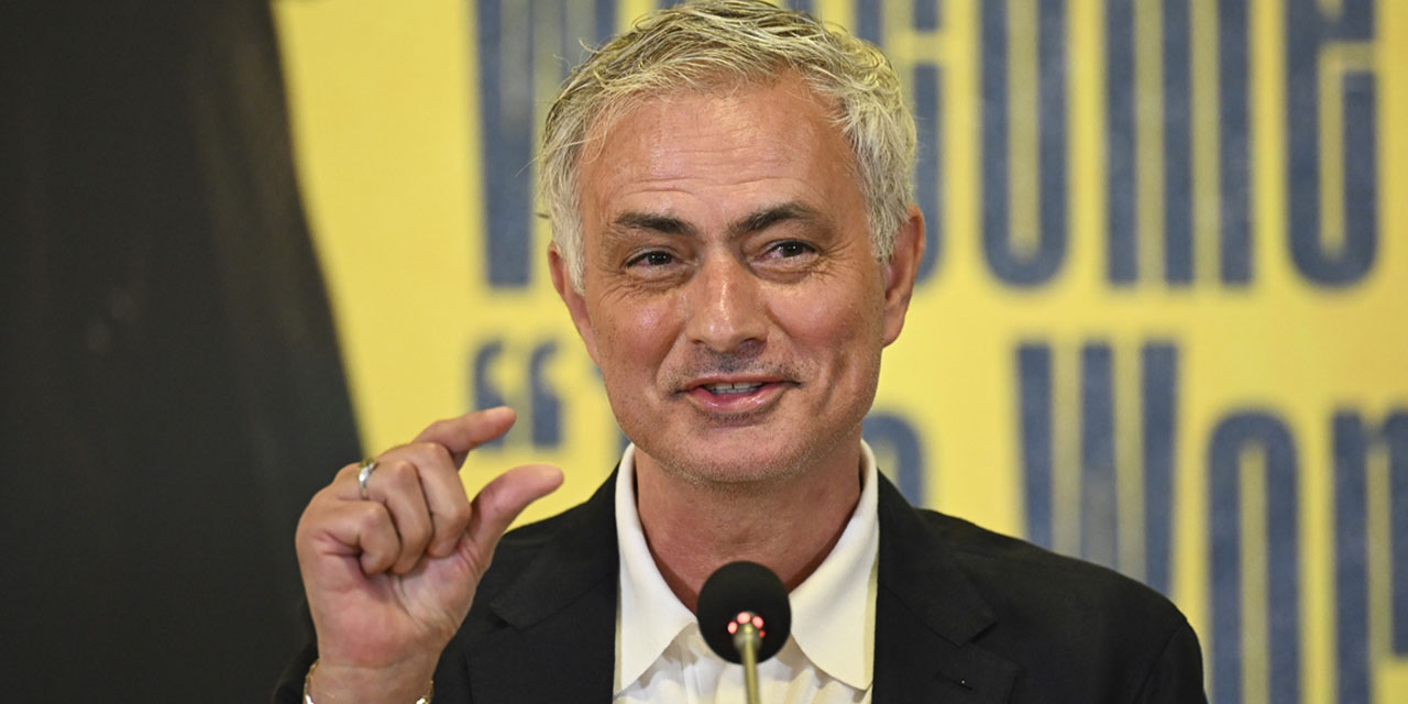 Fenerbahçe'de J. Mourinho transfer için gaza bastı: En az 5 yeni isim istiyor