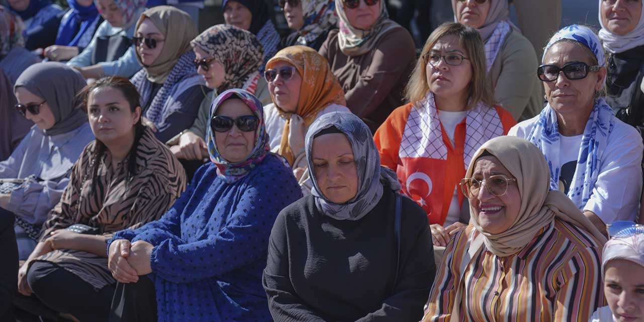 Ankara'da Sivil Toplum Kuruluşları Kadın Birliği Platformu üyelerinden İsrail tepkisi:"Gazze kadın ve çocuk mezarlığı"