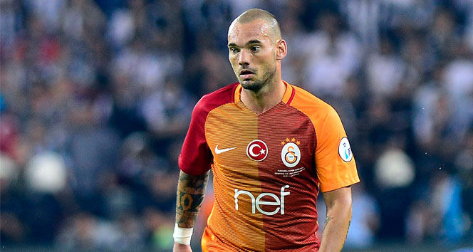 Sneijder: 'Türkiye'den ayrılmayı düşünmüyorum'