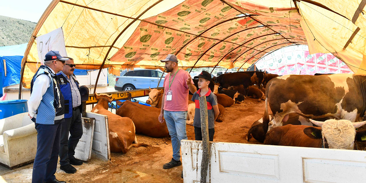 Büyükşehir'den kurban satış noktalarına denetim