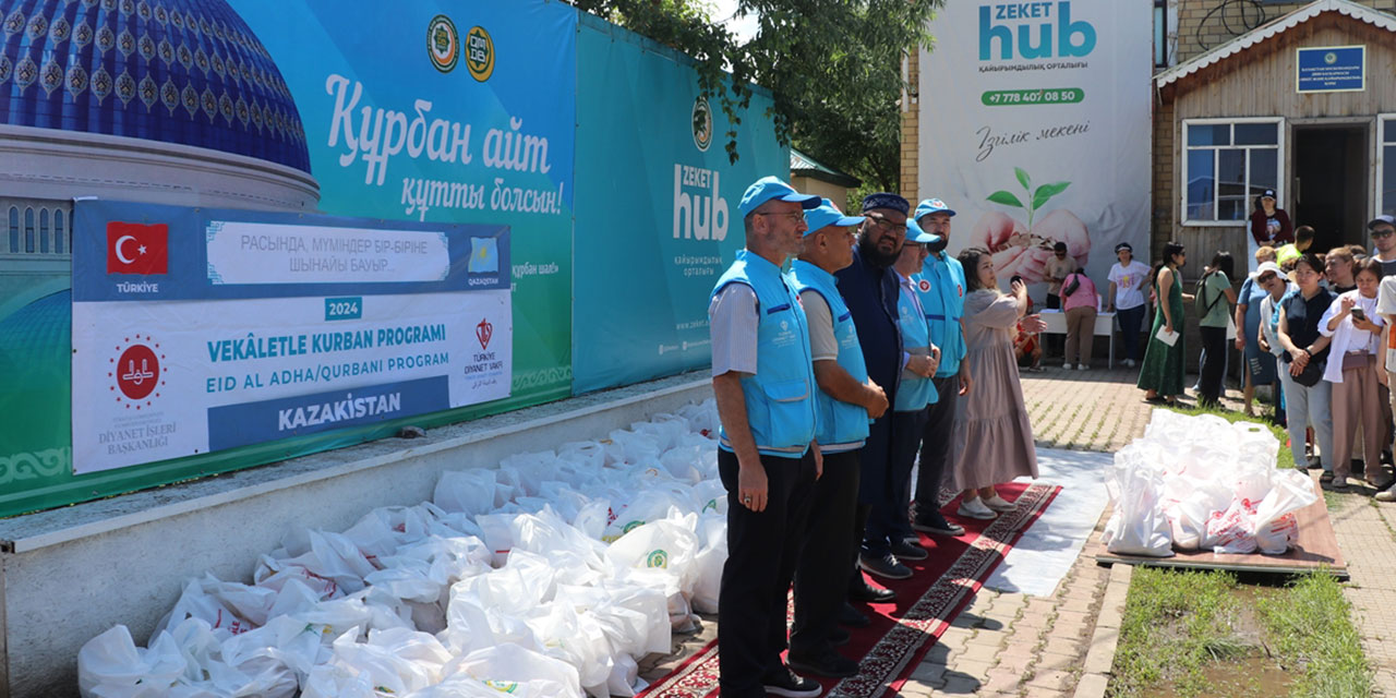 Türkiye Diyanet Vakfı, Kazakistan'da kurban eti ile yüzleri güldürdü