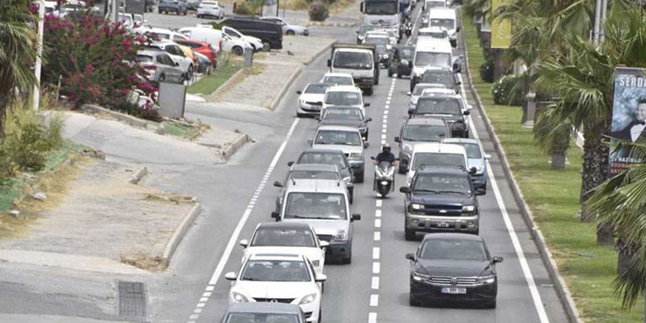 Kurban Bayramı bitti: Bodrum'dan ayrılan binlerce araç kuyruk oluşturdu!