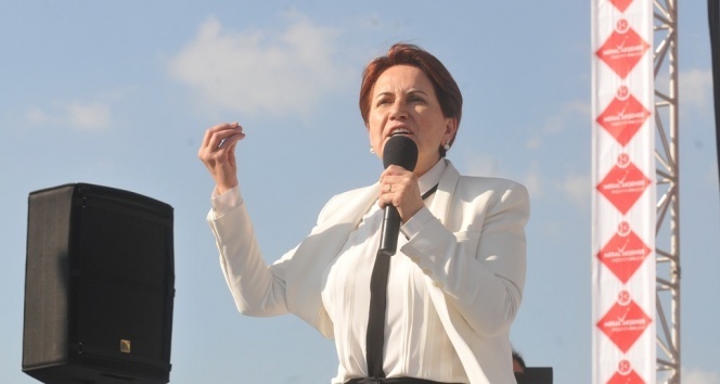 Meral Akşener'e FETÖ şoku!