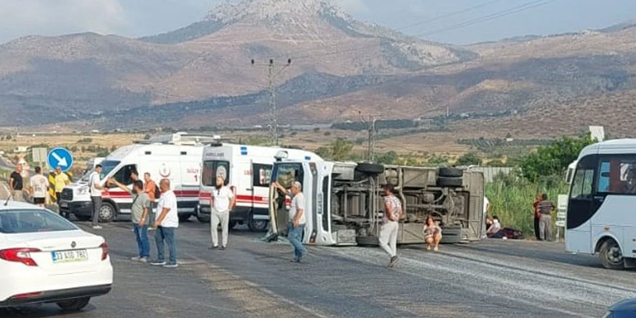 Mersin-Antalya kara yolunda büyük kaza: 2 kişi hayatını kaybetti, 35 kişi yaralandı