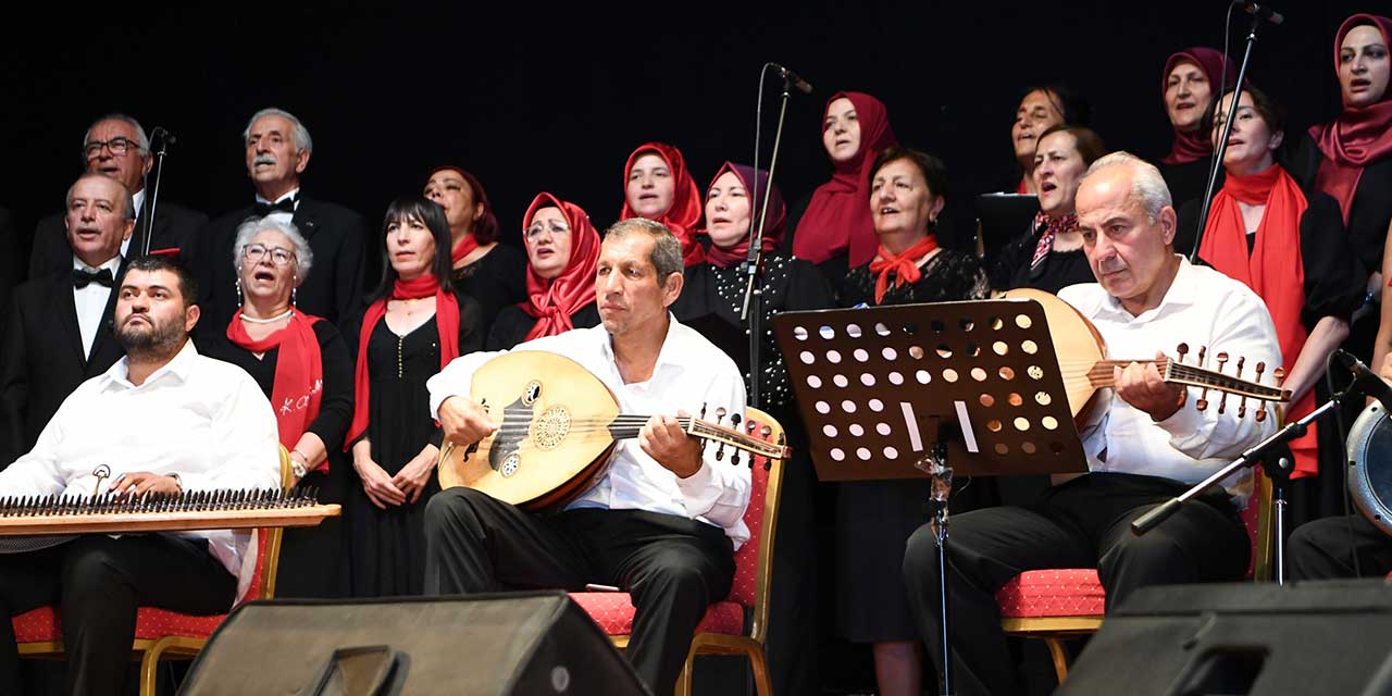 'Dilden Dile Şarkılar' konseri kulakların pasını sildi!