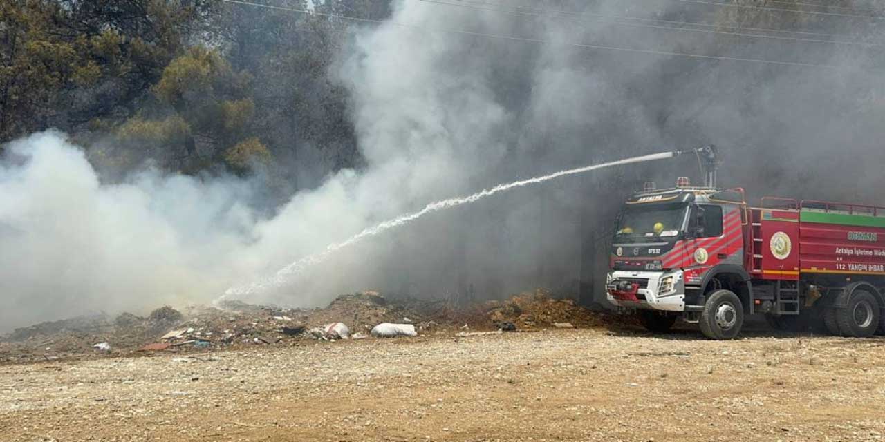 Antalya'da orman yangını: Ekipler acil müdahale ediyor!