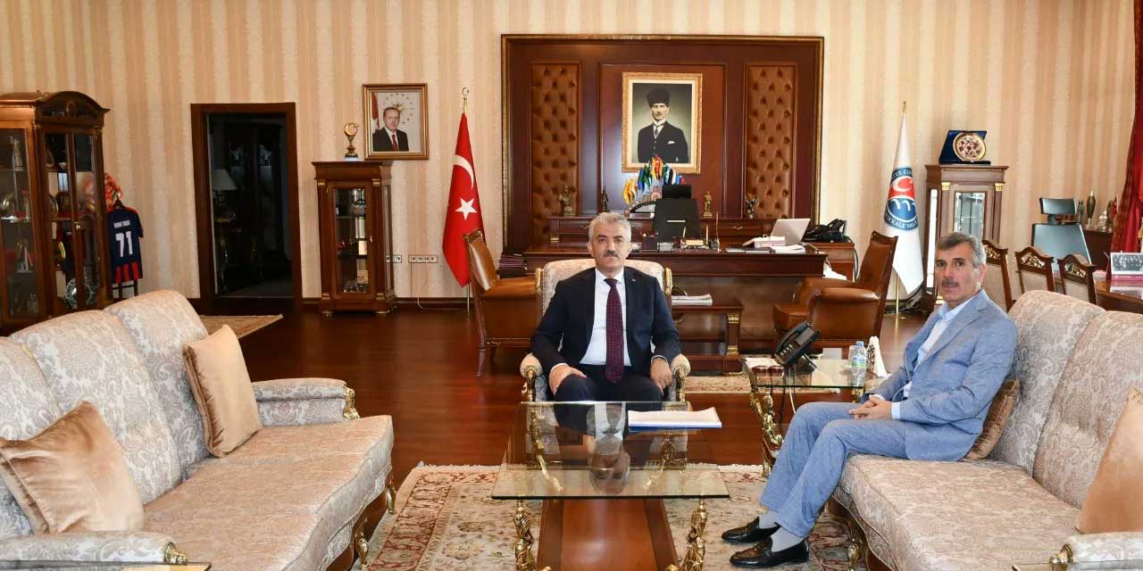 Kırıkkale Valisi Mehmet Makas çok sayıda misafiri kabul etti