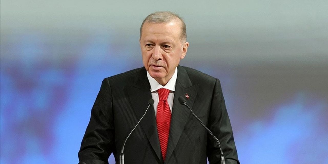 Cumhurbaşkanı Erdoğan: "FETÖ'nün gizlice sızdığı kurumlarımızı temizledik"