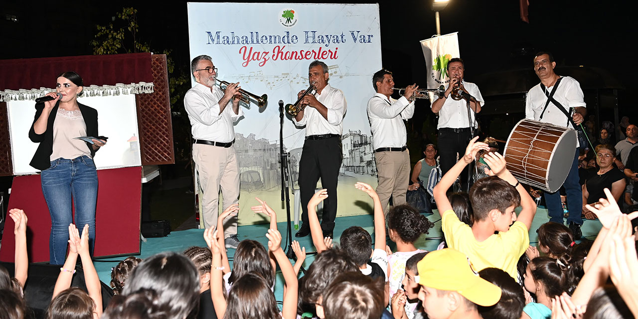 Yaz akşamları Mamak'ta konserlerle geçiyor