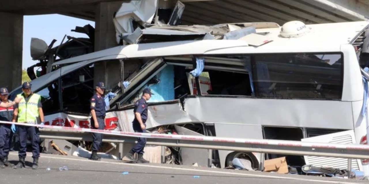 Polatlı'daki feci otobüs kazasında hayatını kaybedenlerin yakınları yürek yaktı