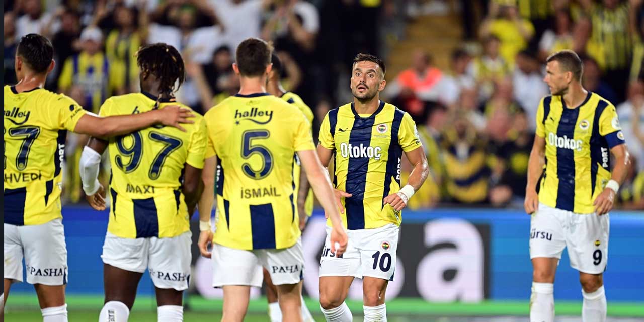 Fenerbahçe lige 3 puanla başladı: Fenerbahçe 1-0 Adana Demirspor