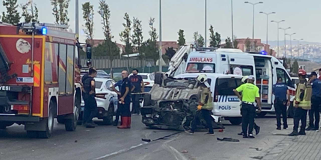 Etimesgut'ta trafik kazası can aldı: Takla atan otomobilde 1 kişi öldü 1 kişi yaralandı