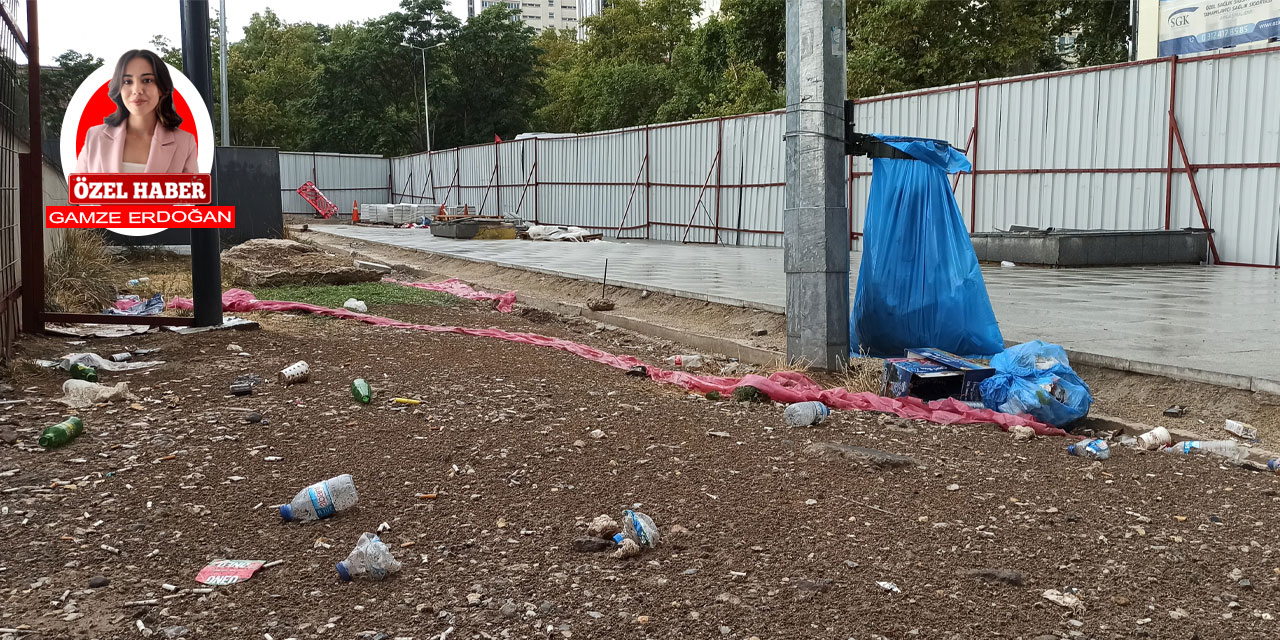 Ankara'da Kızılay metro durağı çöplüğe döndü: Çalışanlar yolculardan şikayetçi