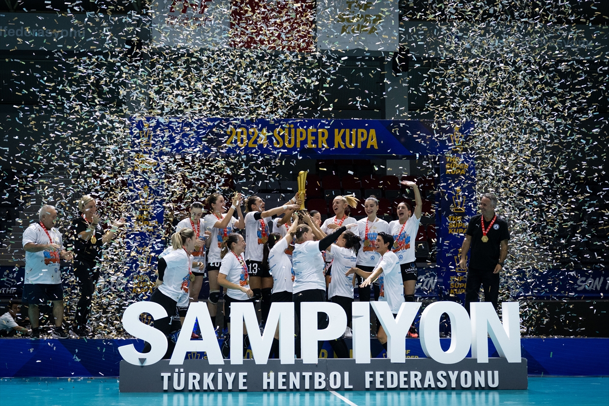 Hentbol Süper Kupa finalinde  Yenimahalle mağlup