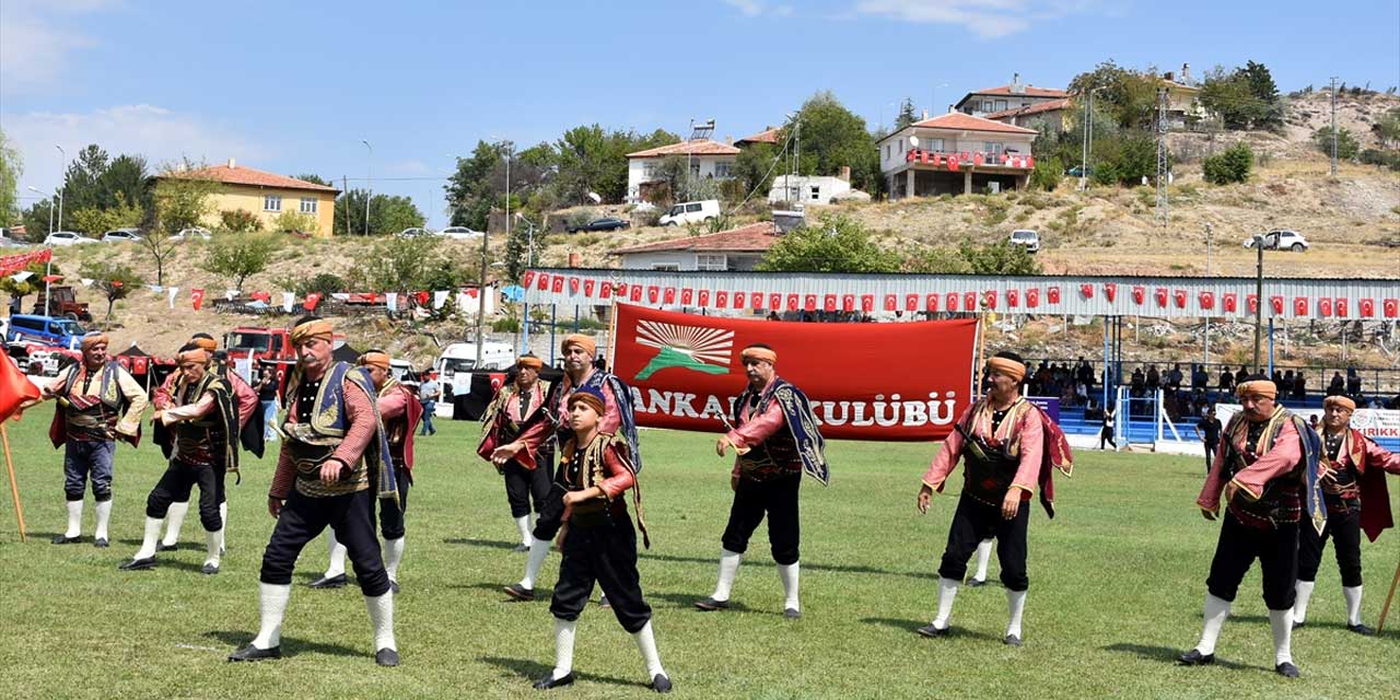 Kırıkkale'de 30. Karakeçili Ertuğrul Gazi'yi Anma Uluslararası Kültür Şenliği'ne konserlerle veda